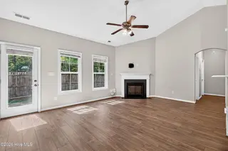 238 Seville Street, Jacksonville, NC 28546 — 3-bedroom home in Carolina Plantations, Jacksonville, NC, photo 9 of 35