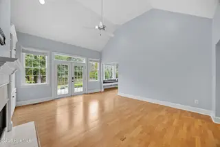 370 Whitebridge Road, Hampstead, NC 28443 – photo 16: 16_living room