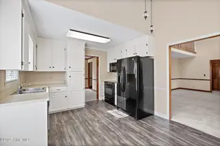 3325 Amber Drive, Wilmington, NC 28409 – photo 11: Amber3325-5ktshaneL33A9508-CR2