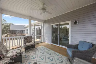 5706 Gondolier Drive, New Bern, NC 28560 – photo 12: 34-web-or-mls-0C0A6541