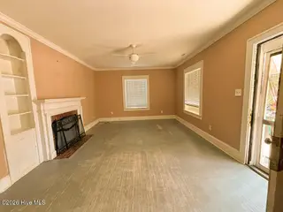 907 E Walnut Street, Goldsboro, NC 27530 – photo 2: 2. Entry