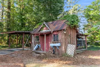 4308 Wildwood Drive, Ayden, NC 28513 – photo 17: 53-web-or-mls-LHV_4103
