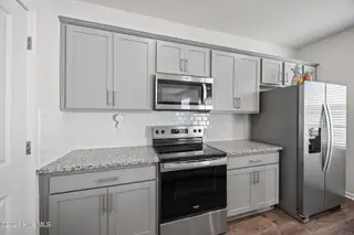 1162 Queensland Lane, Ayden, NC 28513 – photo 21: 18-web-or-mls-BLS_0024