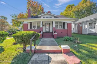 1812 Nun Street, Wilmington, NC 28403 – photo 1: Charming Bungalow