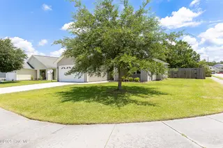 4000 W T Whitehead Drive, Jacksonville, NC 28546 – photo 3: Front of Home