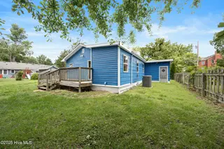 907 Woodruff Avenue, Elizabeth City, NC 27909 – photo 24: Back