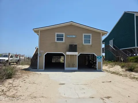 501 W Beach Dr, Oak Island