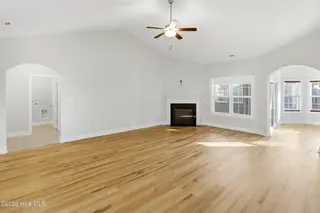 312 Wood House Drive, Jacksonville, NC 28546 – photo 7: Living Room