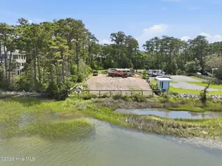 980 3 Crow Hill Road, Beaufort, NC 28516 – photo 7: 6-web-or-mls-980 Crow Hill 004