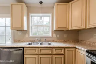 213 Loren Road, Hubert, NC 28539 – photo 13: Kitchen