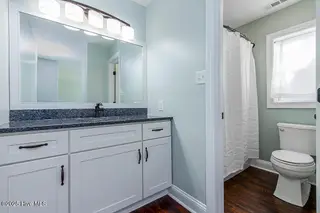 902 Mandarin Trail, Jacksonville, NC 28540 — 3-bedroom home in Mallard Creek, Jacksonville, NC, photo 8 of 16: Primary Bedroom