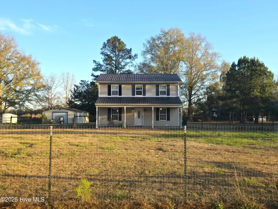 1591 White Oak River Road, Maysville, NC 28555 – photo 1 of 13: 1591 White Oak River Road