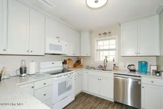 212 NE 48th Street, Oak Island, NC 28465 – photo 13: _DSC3174