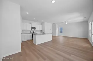 79 W Farley Drive 80, Hampstead, NC 28443 — 4-bedroom home in Brookfield Branch, Hampstead, NC, photo 13 of 48: 11_dining area
