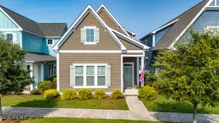 317 Sea Hawk Street, Beaufort, NC 28516 – photo 2: Front View