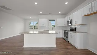 513 Lake Tyler Drive, New Bern, NC 28560 – photo 12: 14-custom-DSC_2865