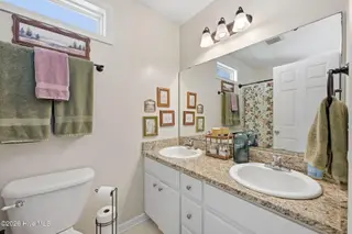108 Gladiola Drive, New Bern, NC 28562 – photo 24: 22-web-or-mls-DSC_5908_edit
