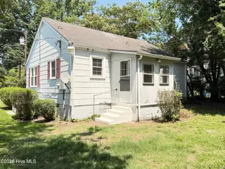 308 E Main Street, Mount Olive, NC 28365 – photo 10: IMG_7592