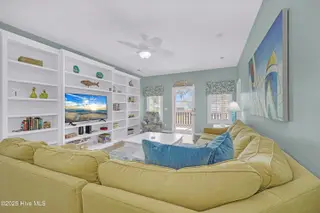 409 Womble Street, Oak Island, NC 28465 – photo 11: Living Room
