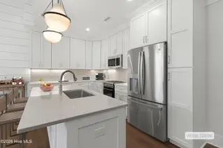 805 Mulberry Street Unit 205, Beaufort, NC 28516 – photo 15: Kitchen