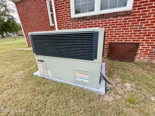 406 N Caswell Street, La Grange, NC 28551 – photo 13: IMG_0423