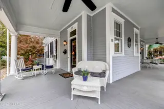 106 S 5th Avenue, Wilmington, NC 28401 – photo 6: Front Porch Side SE Entrance