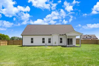 3766 Huntcliff Drive, La Grange, NC 28551 – photo 5: 05-3766 Huntcliff Dr-5
