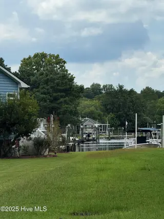 113 Channel Run Drive, River Bend, NC 28562 – photo 2: 113 Channel Run