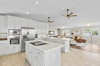 1135 S Topsail Drive, Surf City, NC 28445 – photo 16: 17_1135stopsail_00017