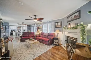 116 Zack Circle, Elizabeth City, NC 27909 – photo 3: LIving Room