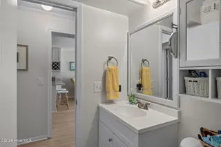 301 Commerce Way 138, Atlantic Beach, NC 28512 – photo 19: Hallway Bath