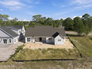 6087 Martinique Street SW, Shallotte, NC 28470 — 4-bedroom home in Ocean Isle Palms, Shallotte, NC, photo 18 of 67: 5-web-or-mls-DJI_20260917092524_0928_D