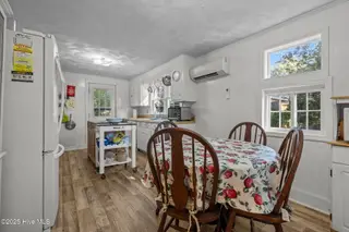 304 N 21st Street, Morehead City, NC 28557 – photo 4: 304 N 21st St interior