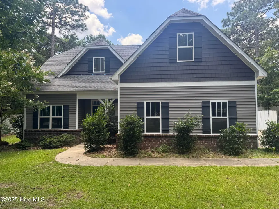 600 Burning Tree Road, Pinehurst, NC 28374 – photo 1 of 15: Front