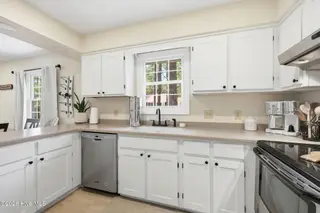 133 Villa Drive, West End, NC 27376 – photo 12: 20-web-or-mls-IMG_8163