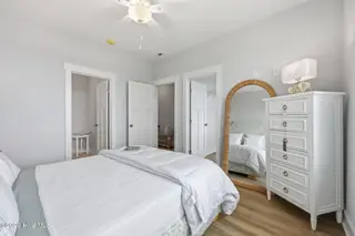 200 Olde Towne Yacht Club Drive 52, Beaufort, NC 28516 – photo 21: 36-web-or-mls-IMG_8422