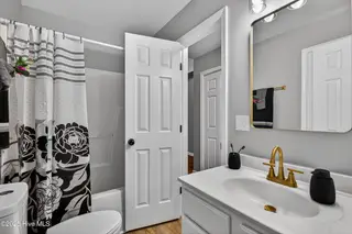 103 Lincoln Place Circle, Leland, NC 28451 – photo 18: Primary Bath
