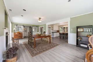 824 Pelican Drive, New Bern, NC 28560 – photo 11: Dining or Living Area