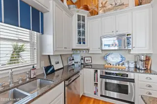1307 Ocean Boulevard W, Holden Beach, NC 28462 – photo 12