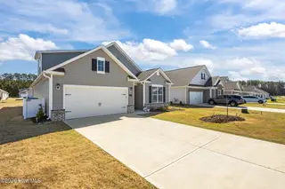 6005 Bayberry Park Drive, New Bern, NC 28562 – photo 2: 2-web-or-mls-0C0A6025