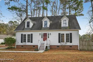 266 North Drive, Rocky Point, NC 28457 — 3-bedroom home in Rambling Branch, Rocky Point, NC, photo 4 of 40: 266NorthDrive-3