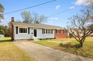706 Seminole Trail, Jacksonville, NC 28540 – photo 1: IMG_1649