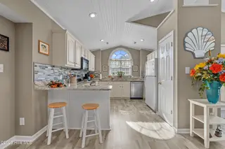 482 Pepper Breeze Avenue SW, Calabash, NC 28467 — 2-bedroom home in Saltaire Village, Calabash, NC, photo 11 of 54: 482 pepper breeze ave sw - 18