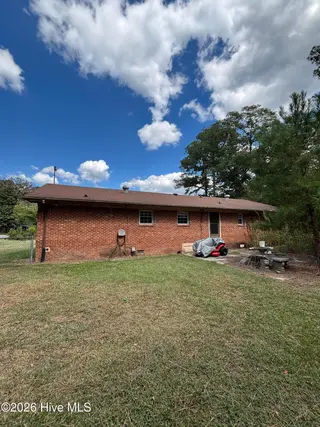 112 Gainey Drive, Goldsboro, NC 27530 — 3-bedroom home, Goldsboro, NC, photo 3 of 16: IMG_0955