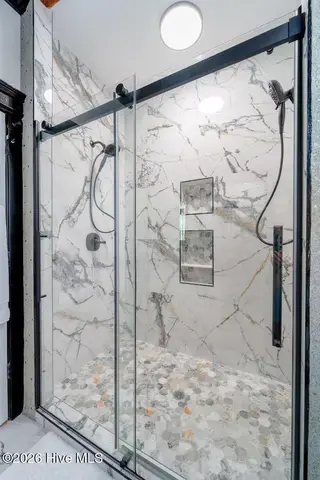 604 Church Street, Wilmington, NC 28401 – photo 14: Downstairs Shower