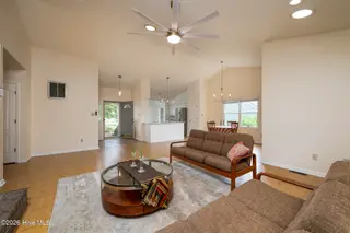 1309 Pelican Drive, New Bern, NC 28560 — 3-bedroom home in Fairfield Harbour, New Bern, NC, photo 4 of 51: 1309 Pelican Drive, New Bern, NC