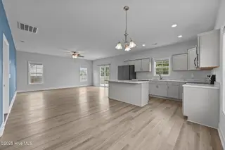 119 Pembury Way, Richlands, NC 28574 – photo 5: 66-web-or-mls-_RAD0168