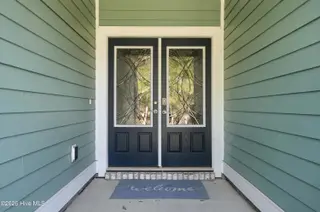 628 Kings Trail, Sunset Beach, NC 28468 – photo 6: 628_Kings_trail_1st_half_040