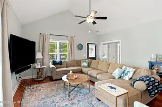 147 NW 11th Street, Oak Island, NC 28465 – photo 7