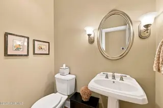 124 Deerwood Lane, Pinehurst, NC 28374 – photo 13: 24-web-or-mls-IMG_4700 - edited